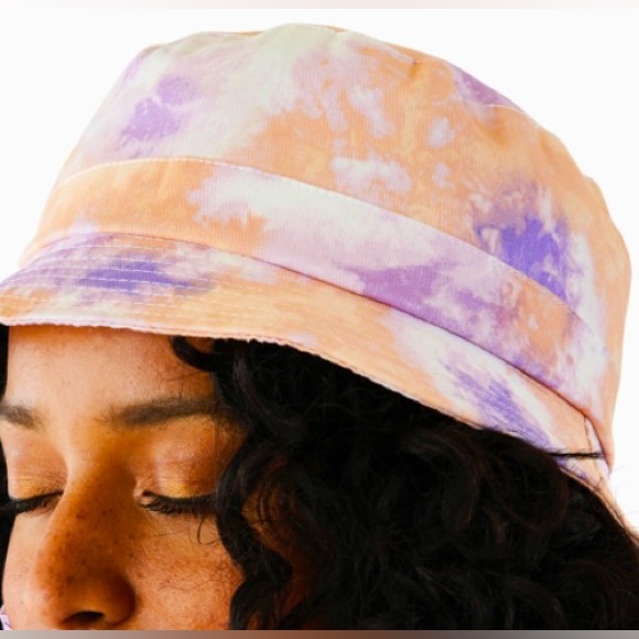 Tie Dye Bucket Hat & Mask Duo - Picture 3 of 10